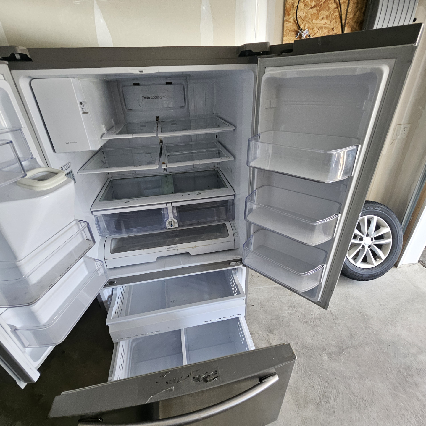 Samsung French Door Fridge - photo 3
