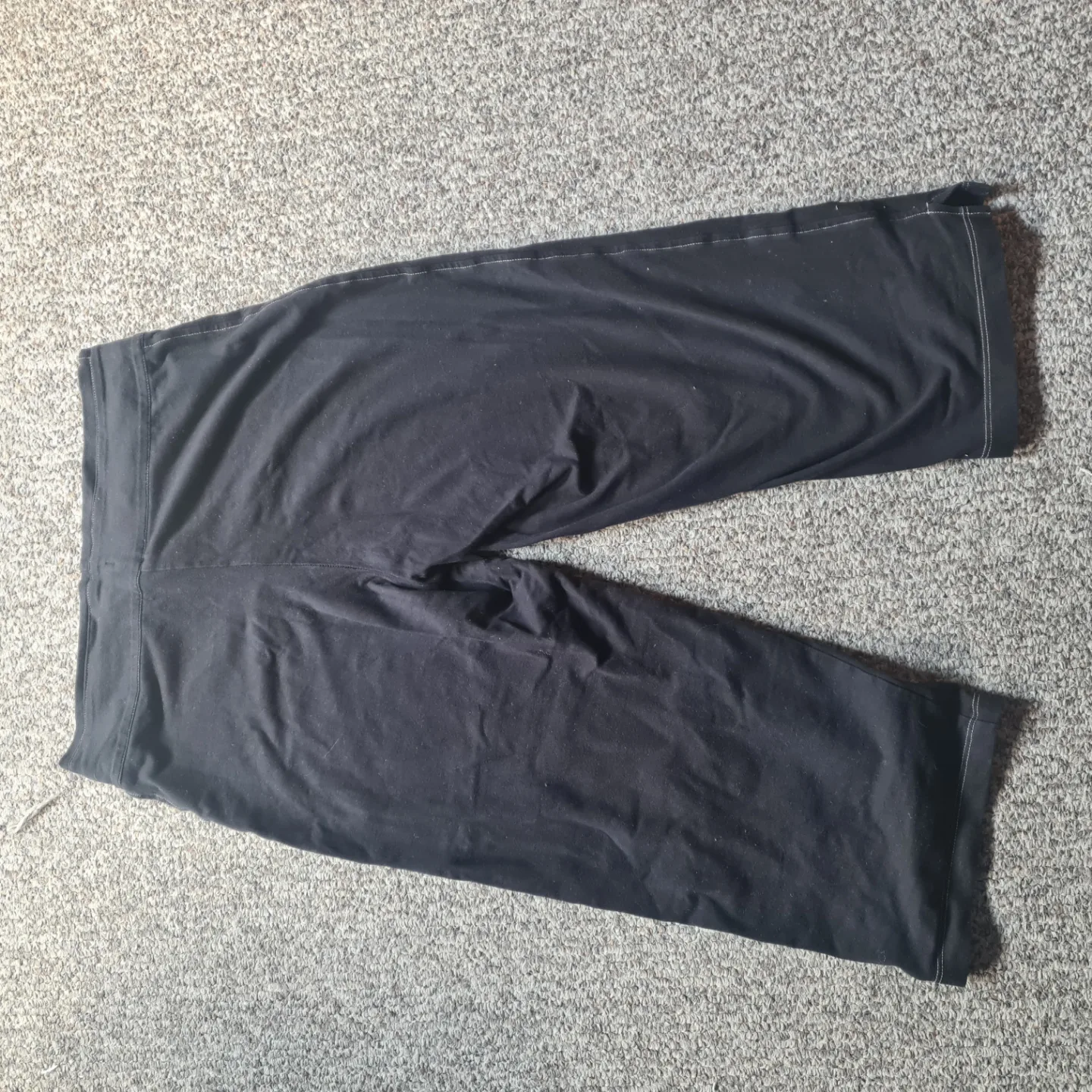 🧡 Decathlon Creation Women's Black Capri Leggings image indicator(4)
