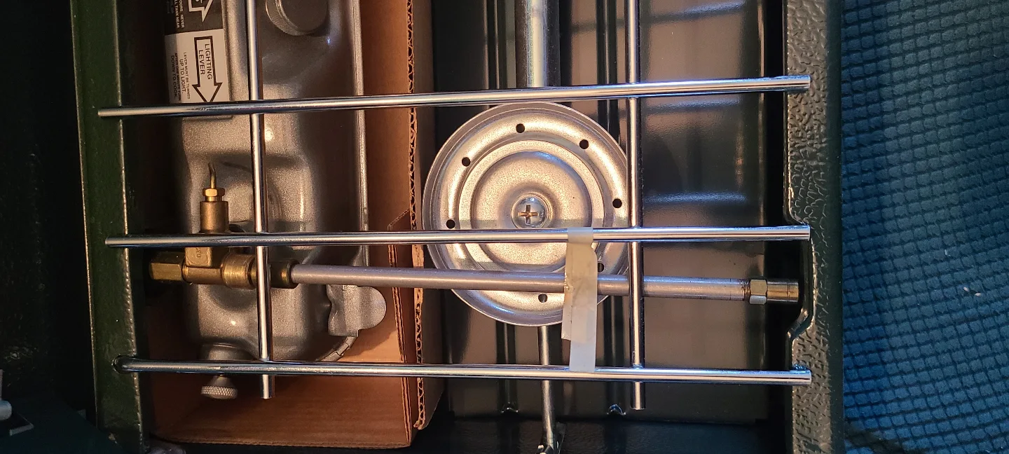 Coleman Duel fuel  2 Burner  Stove image indicator(7)