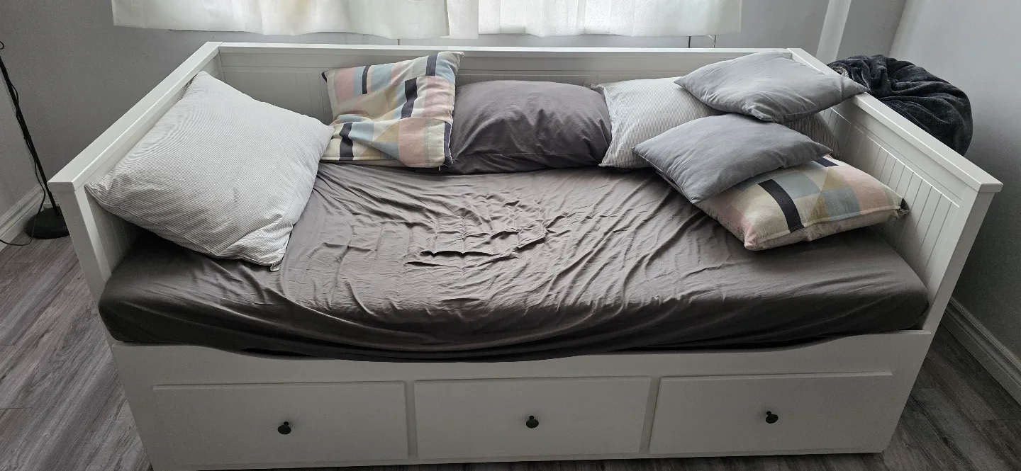 White Ikea Daybed with Storage thumbnail