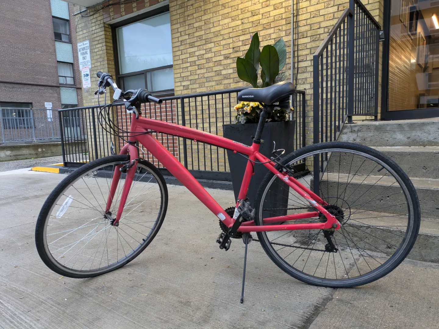 Hyper Spinfit 700c Aluminum road bike thumbnail