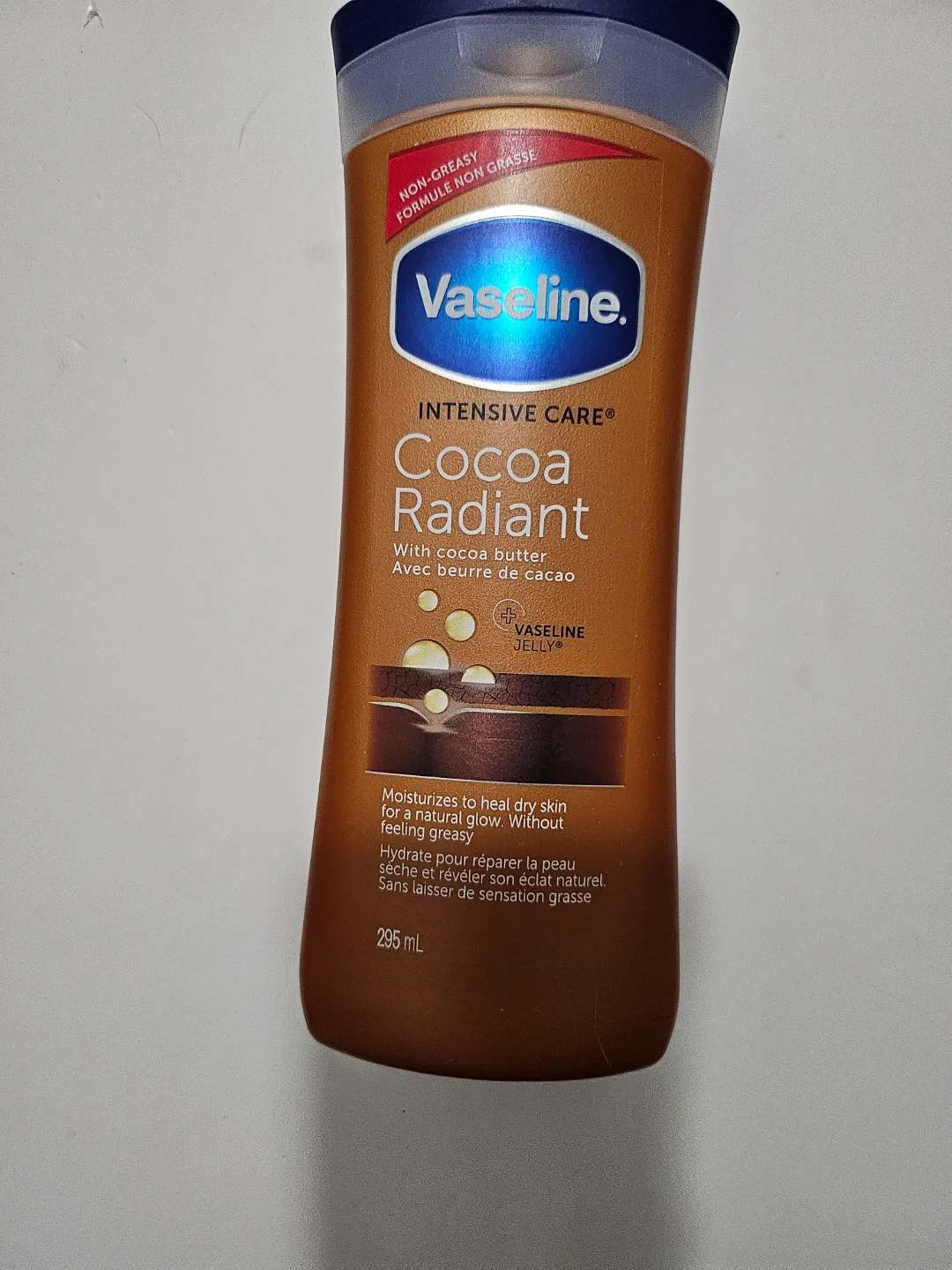 Vaseline Intensive Care Cocoa Radiant Lotion thumbnail