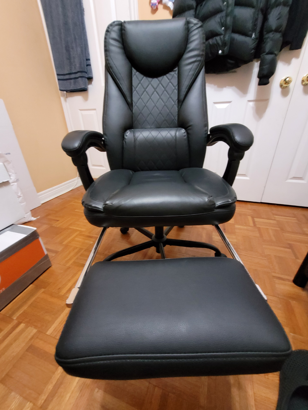 Ergonomic Executive Office Chair with Footrest - Black - photo 2