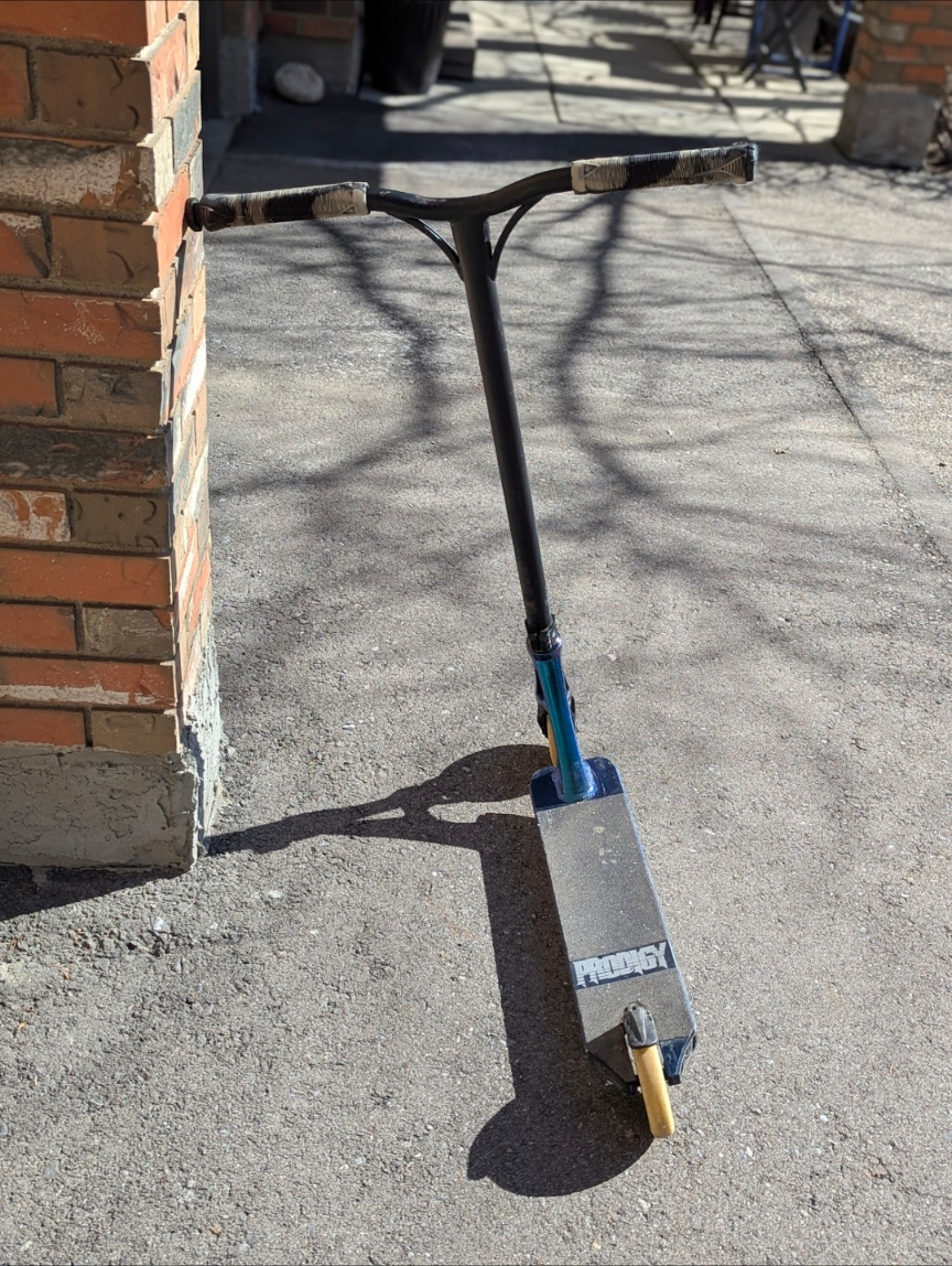Prodigy Scooter - Used - photo 3