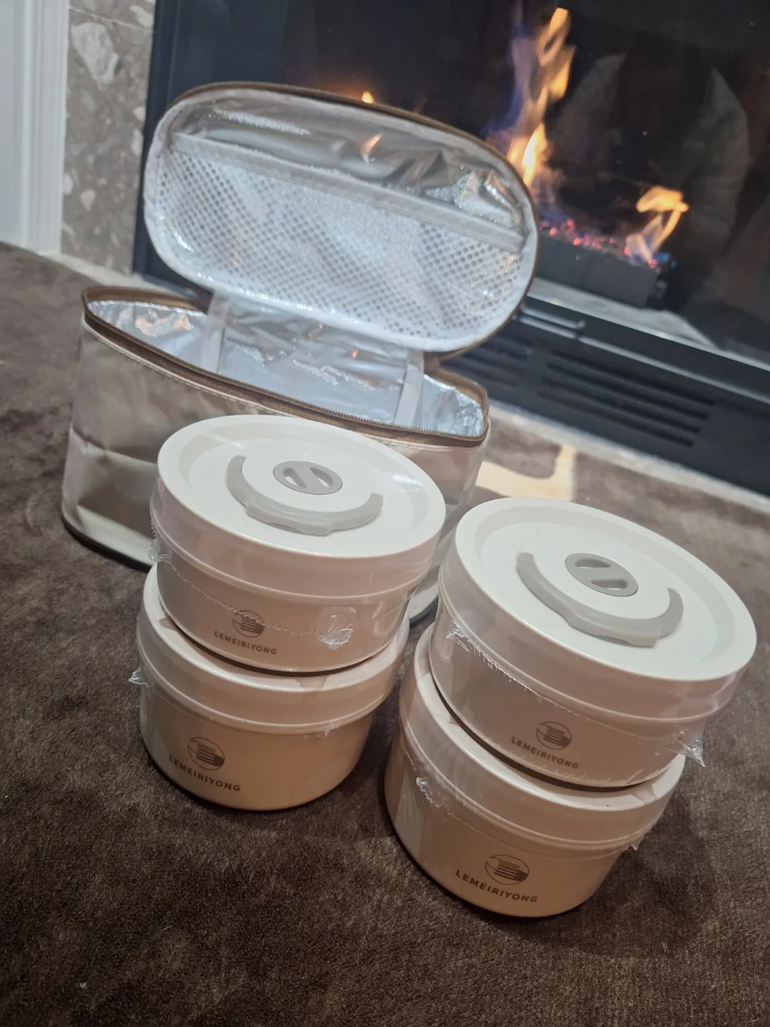 NEW 4-Piece Leakproof Lunch Box Set with Insulated Bag 🎒 image indicator(7)