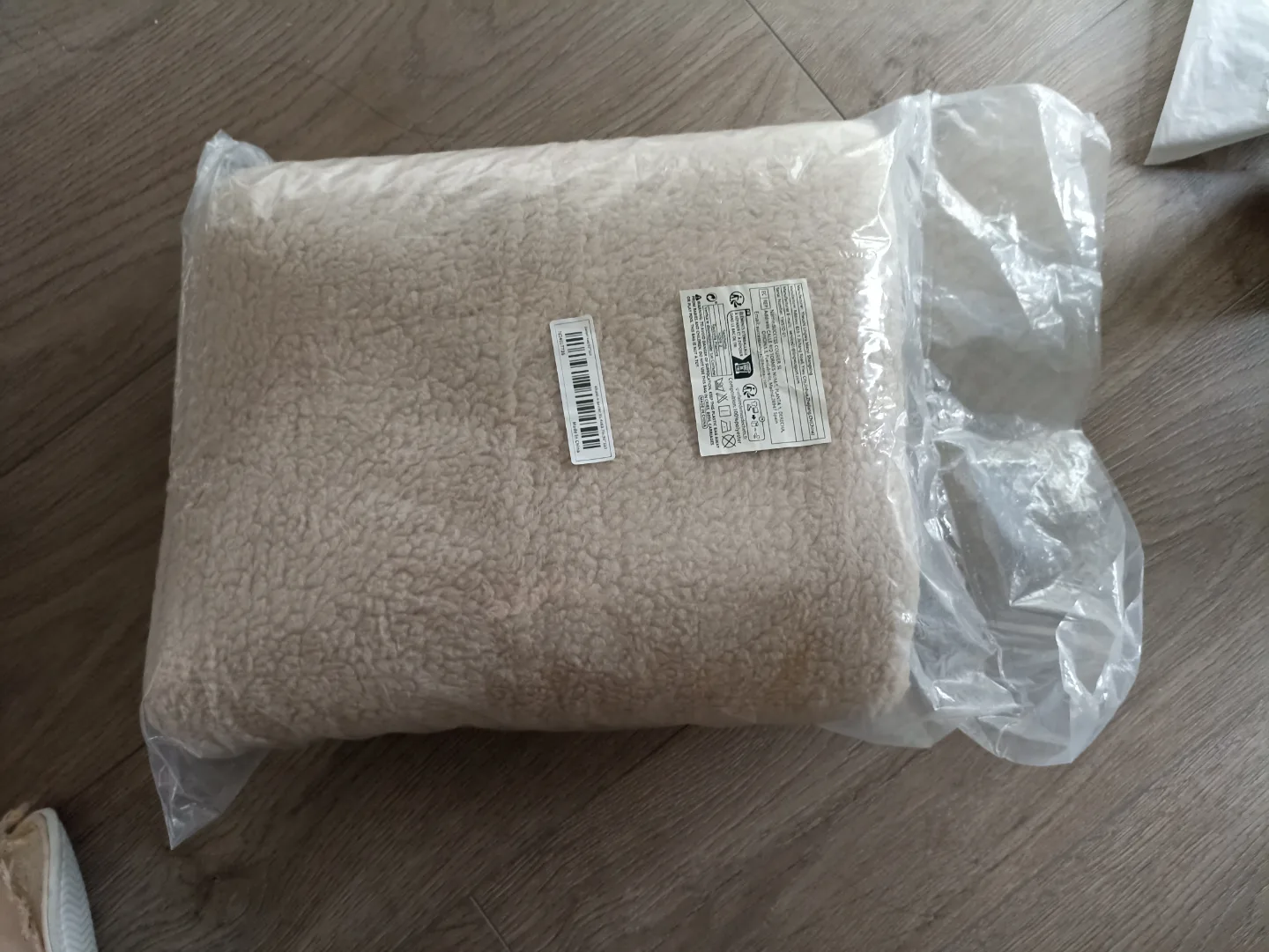 New Khaki Sherpa Sofa Slipcover - Machine Washable image indicator(2)