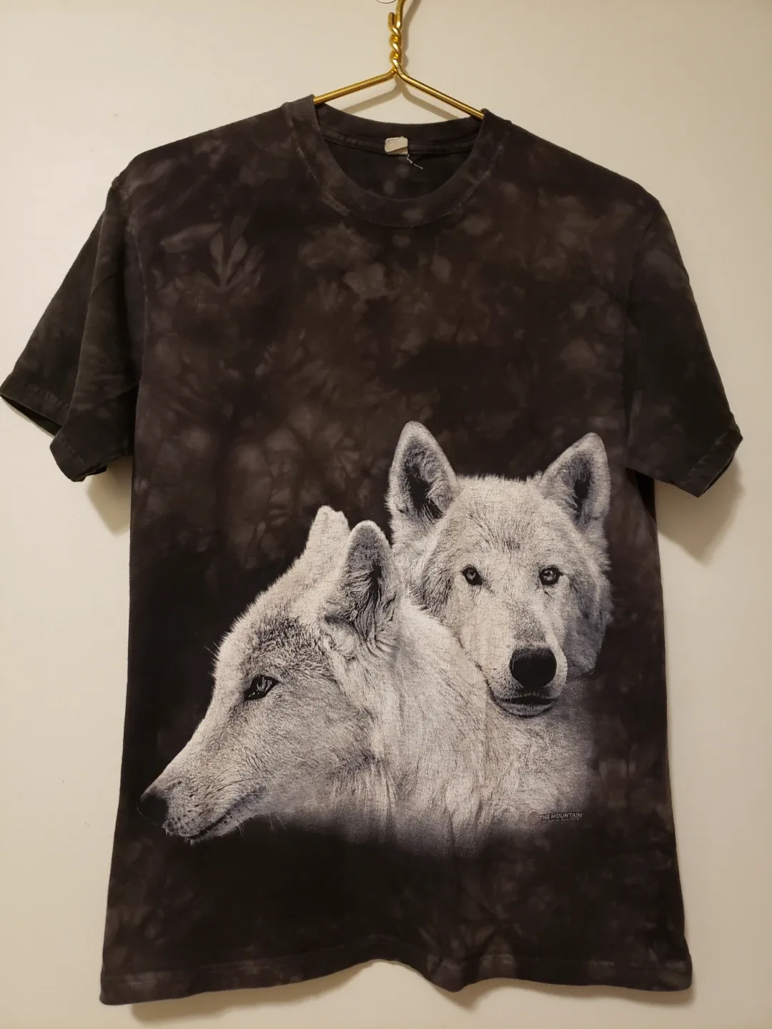 the mountain wolf t shirt med thumbnail