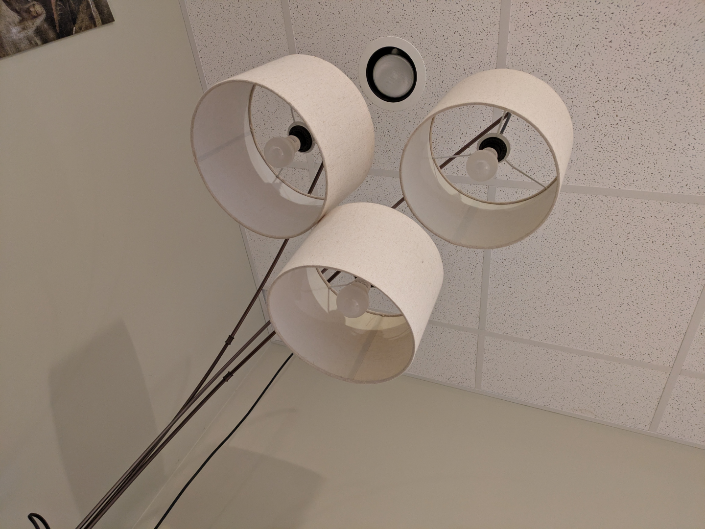 Triple-arm floor lamp with beige shades - photo 2
