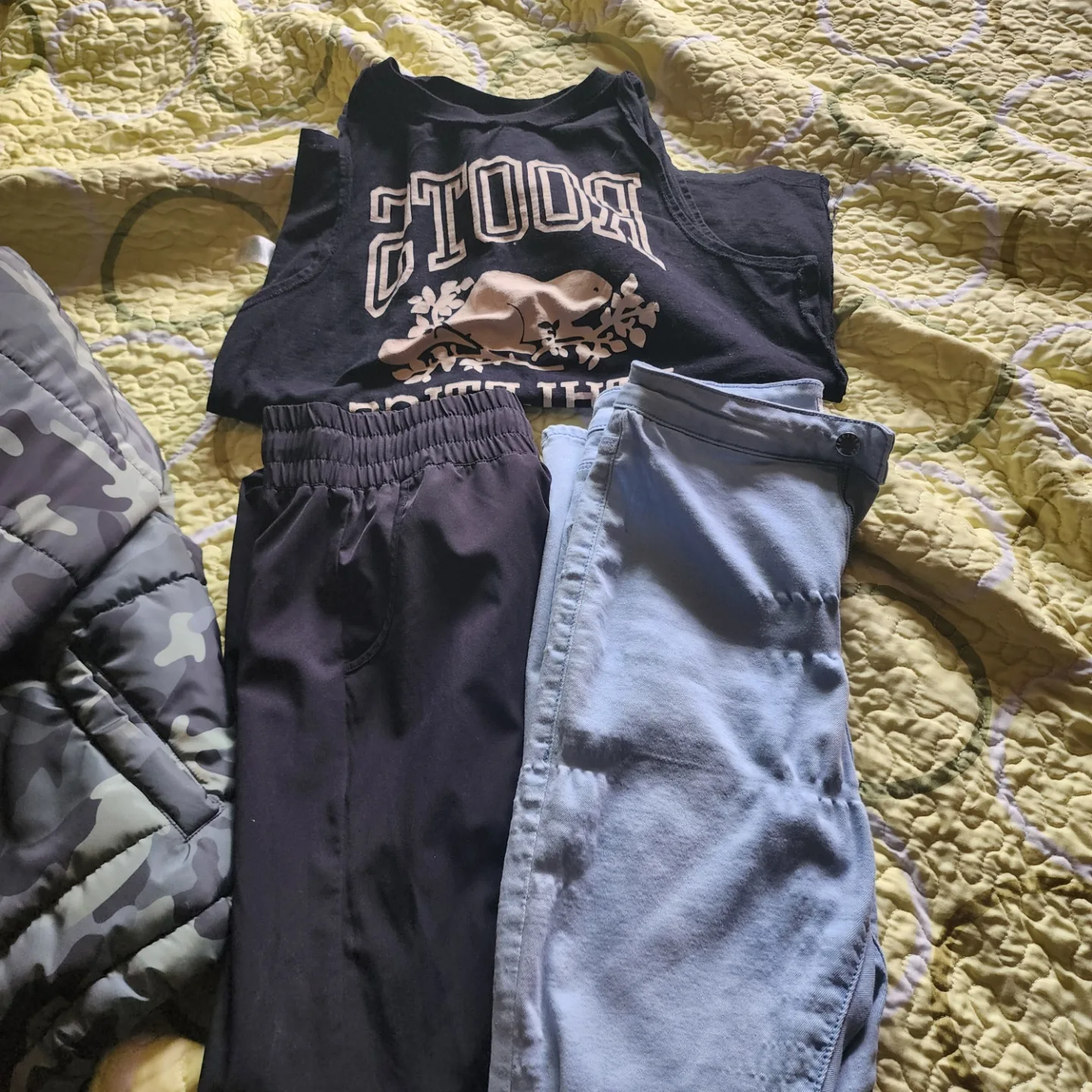 FREEEE. Girls hair accessories/clothing & Dog Harness  FREEEE image indicator(5)