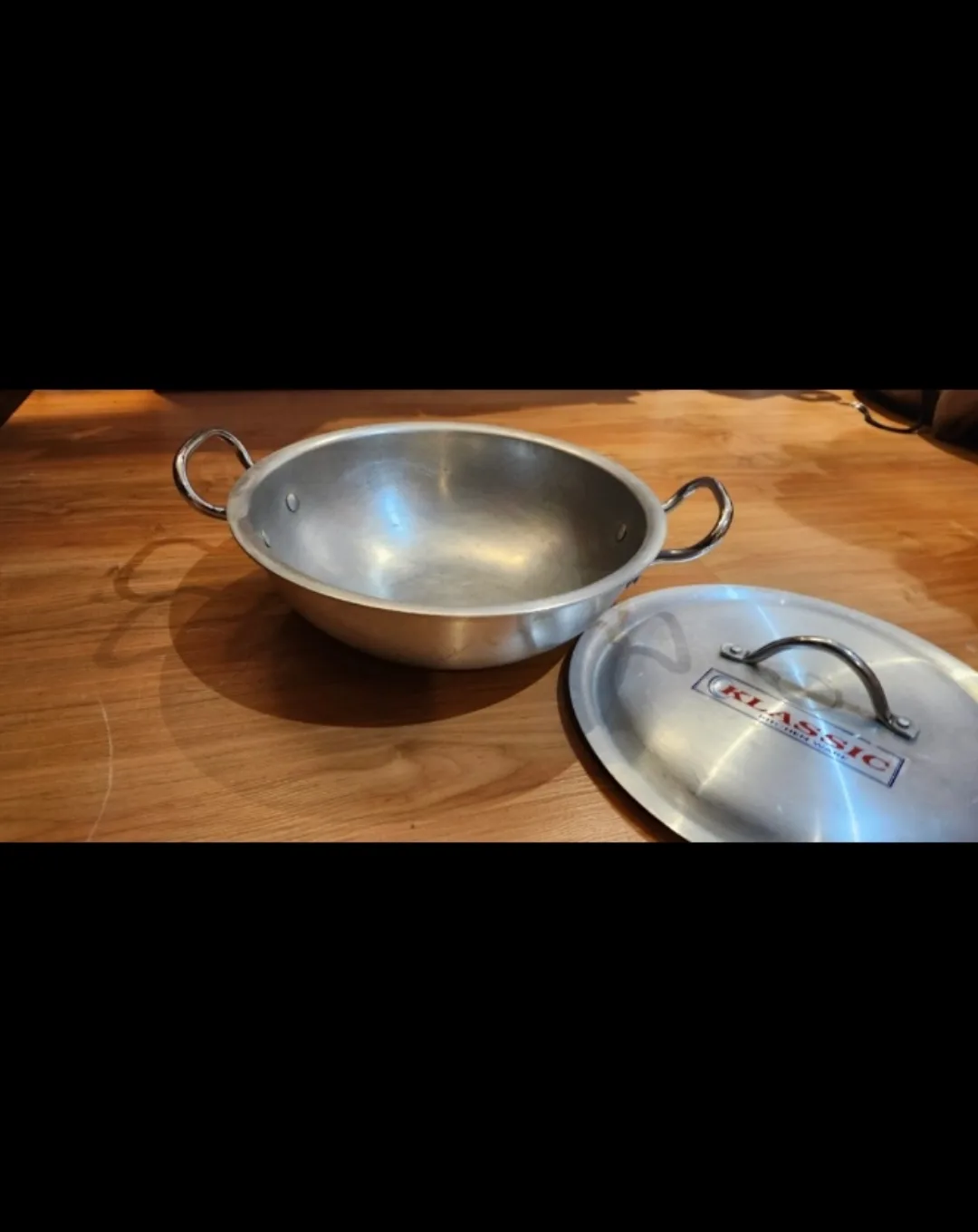 KLASSIC Aluminium Cooking Pot with Lid. price not negotiable image indicator(5)