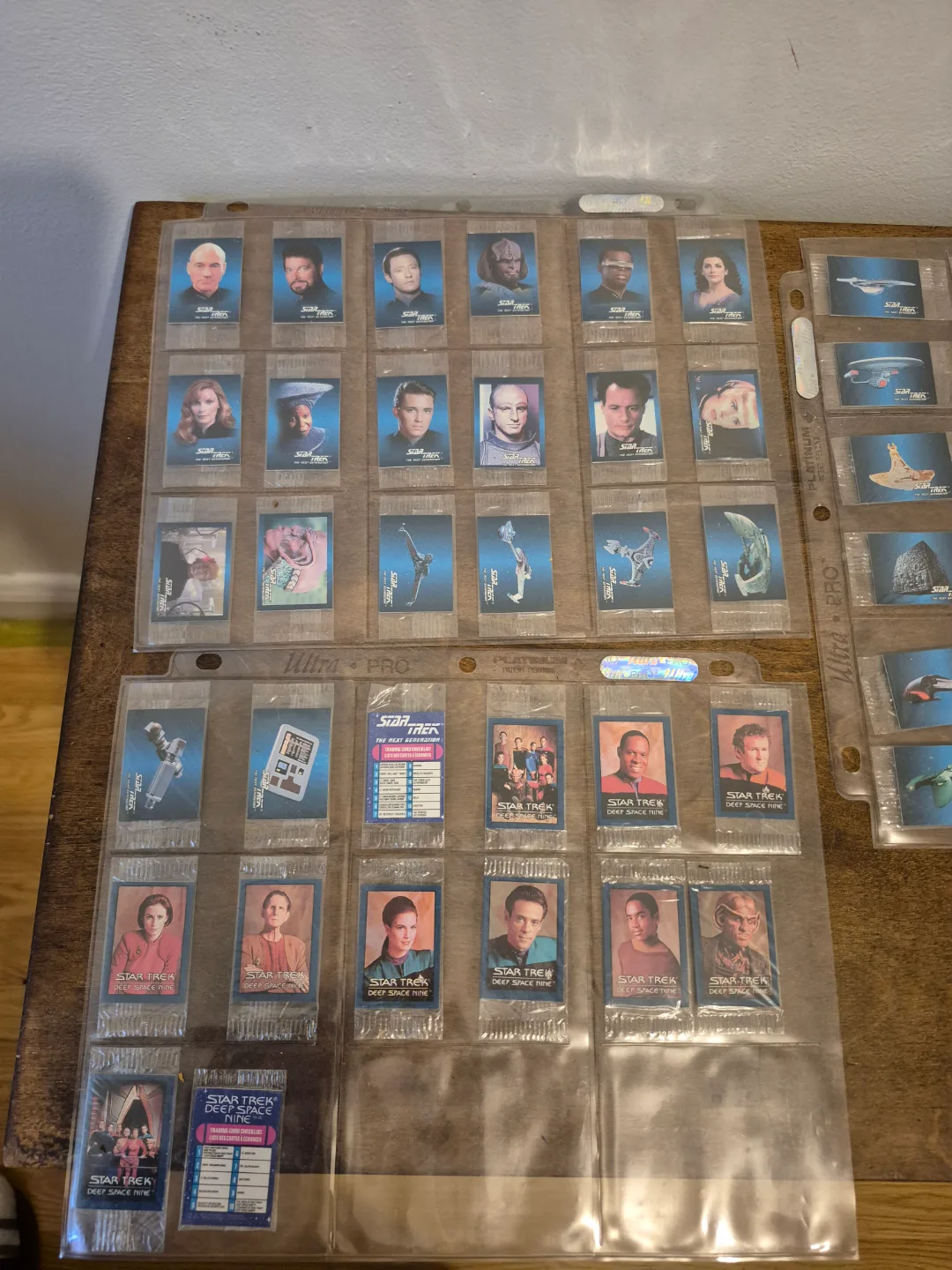 Star Trek The Next Generation Trading Cards image indicator(8)