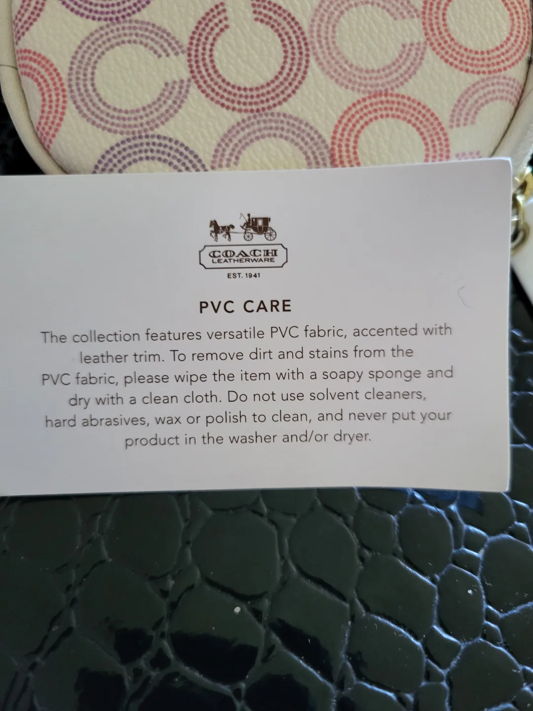 COACH Leatherware Round Coin Purse image indicator(4)