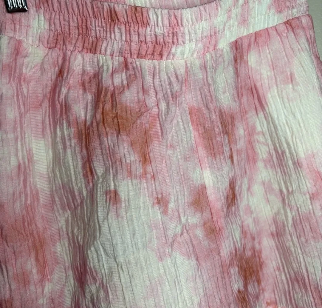 Zara Crinkle Pink Tie-Dye Shorts NEW image indicator(6)