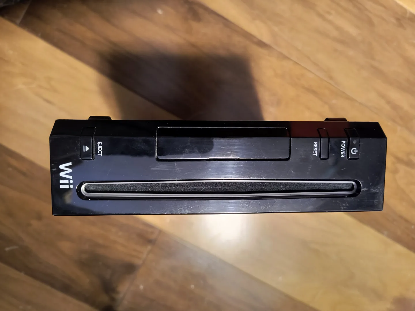 Black Nintendo Wii (GameCube compatible) thumbnail
