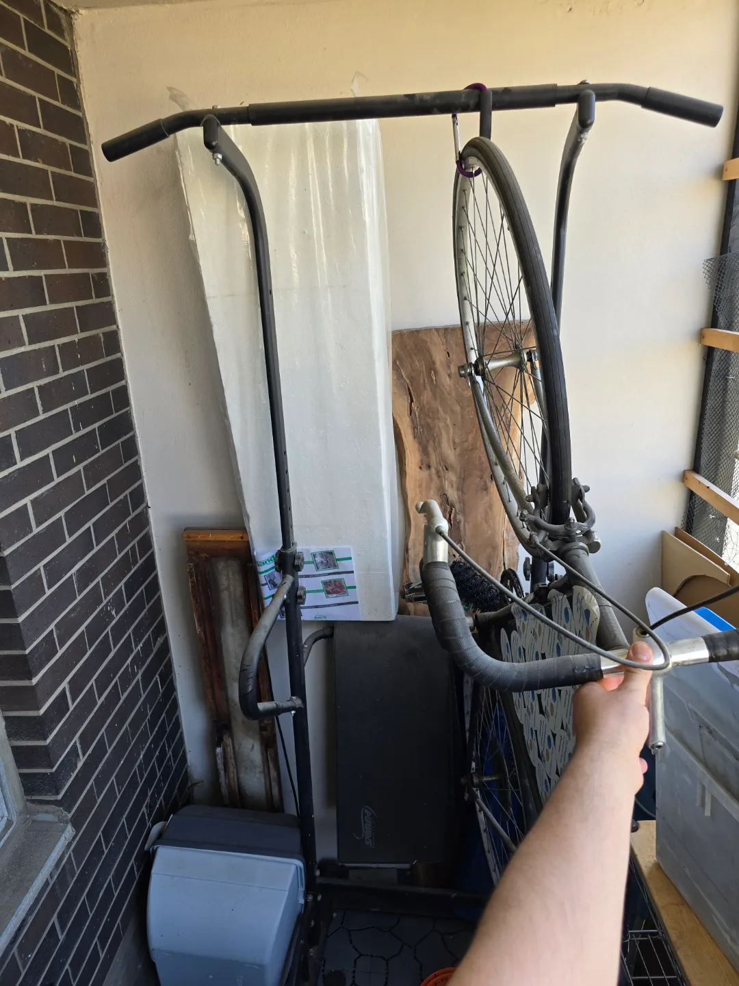Pull-up bar thumbnail