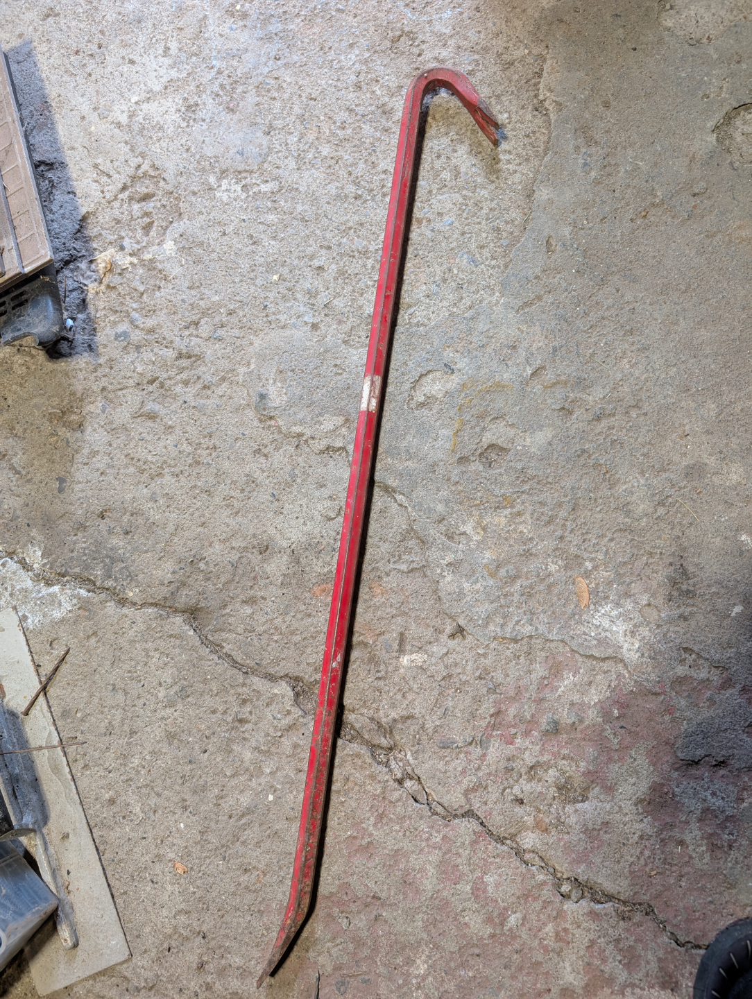 Red Crowbar