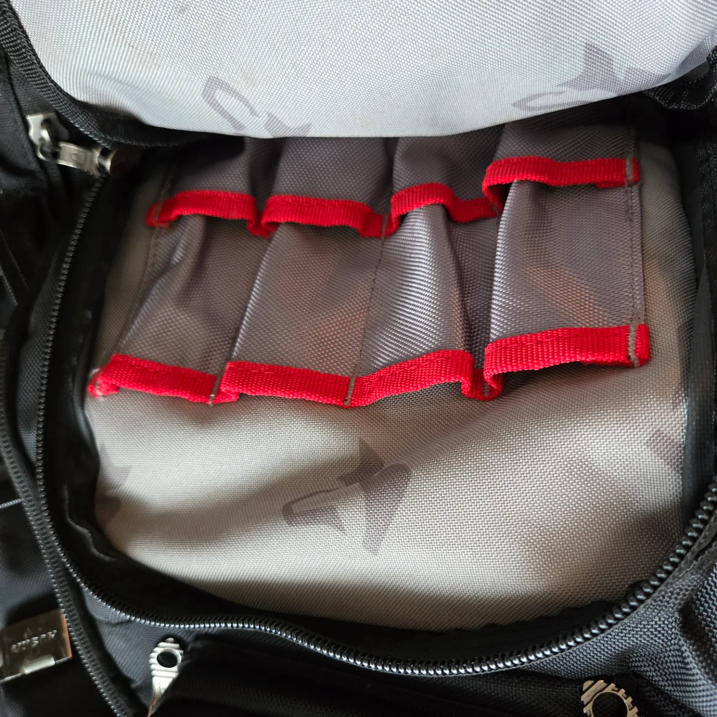 Husky Tool Backpack image indicator(5)