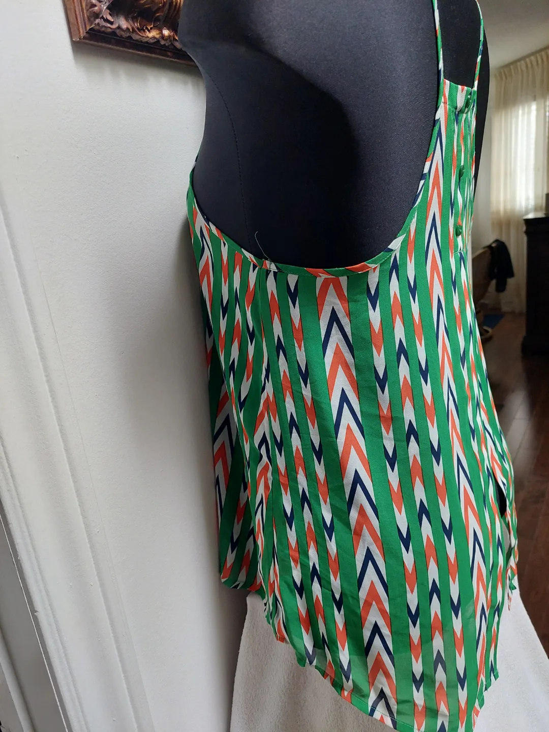 Gorgeous Green and Orange Chevron Print Cami Top Blouse Size M/M image indicator(7)