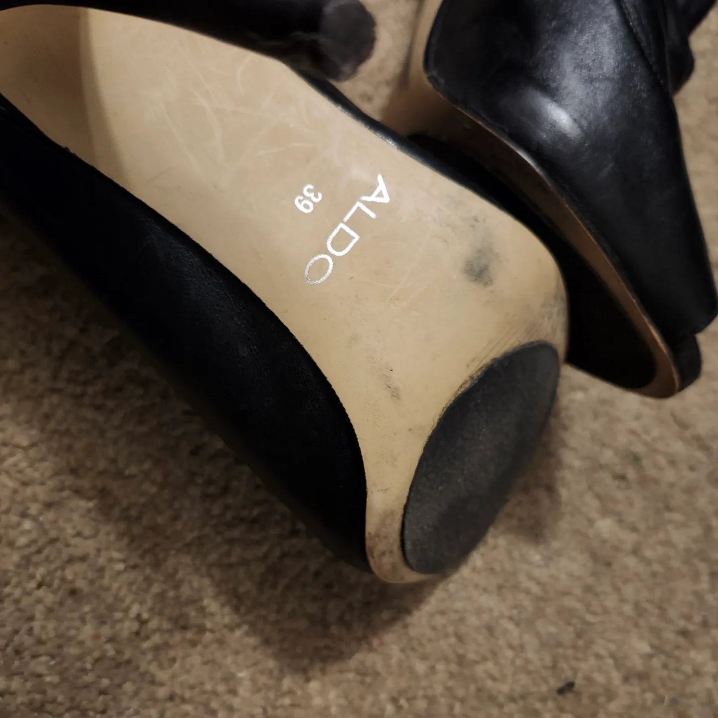 Lady's Heels image indicator(2)