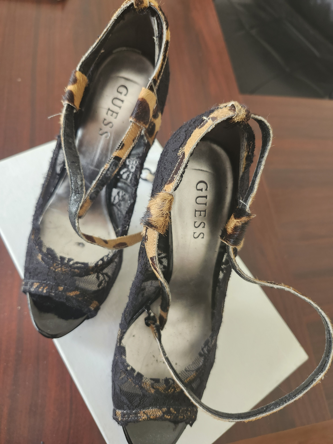 Guess Leopard Print and Lace High Heels - photo 2