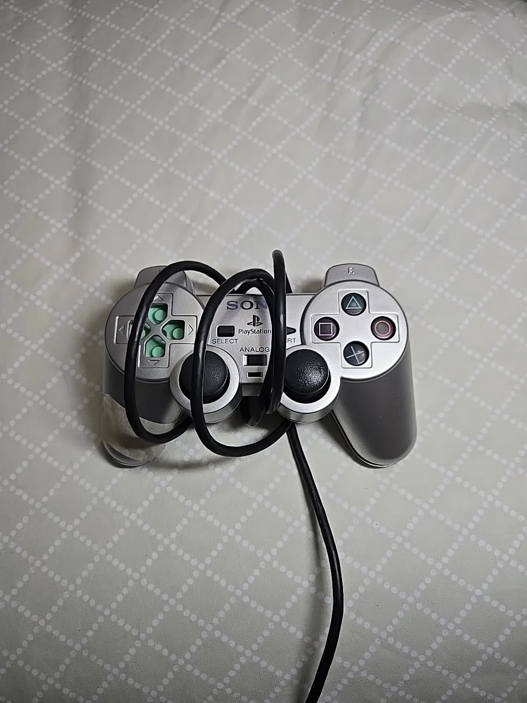 Sony PlayStation 2 DualShock Controller (FOR PARTS) thumbnail