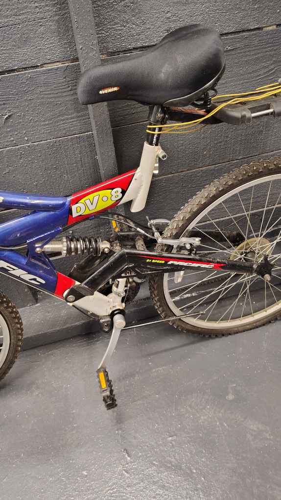 Pacific DV8 Mountain Hybrid Bike - photo 3