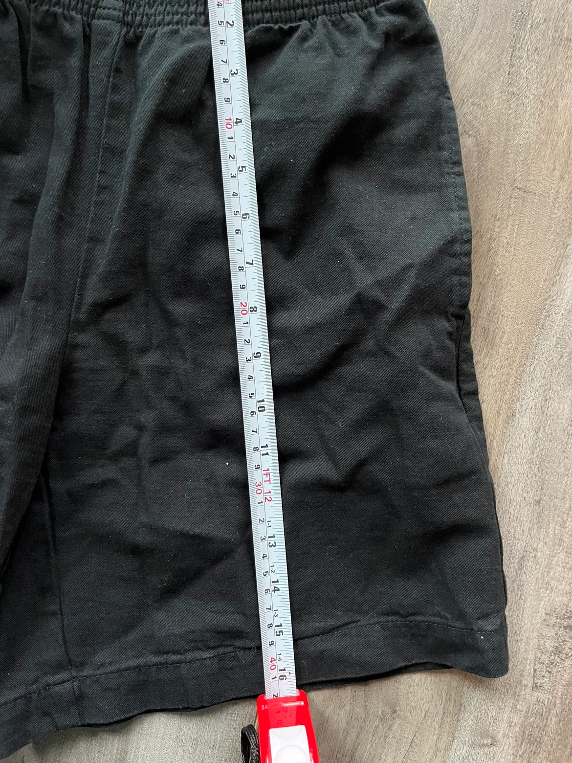 XS Wilfred free long black shorts with pockets image indicator(3)