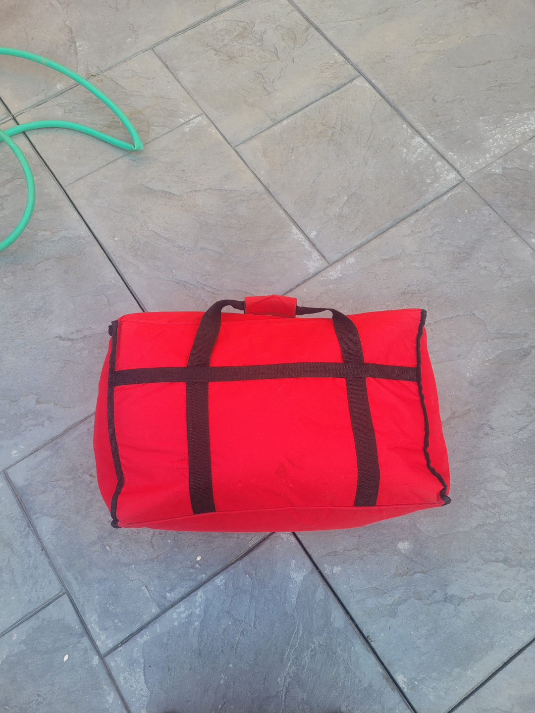 Like New 4 Person Inflatable Floatie with Cooler Storage - photo 3
