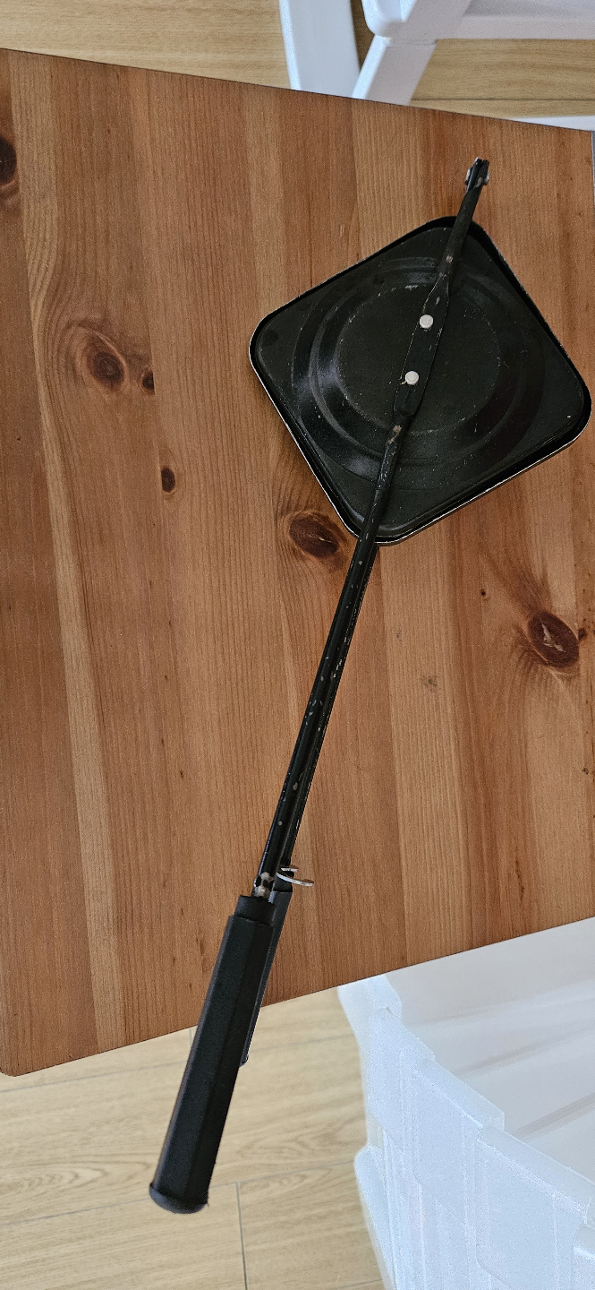 Vintage Campfire Pie Iron