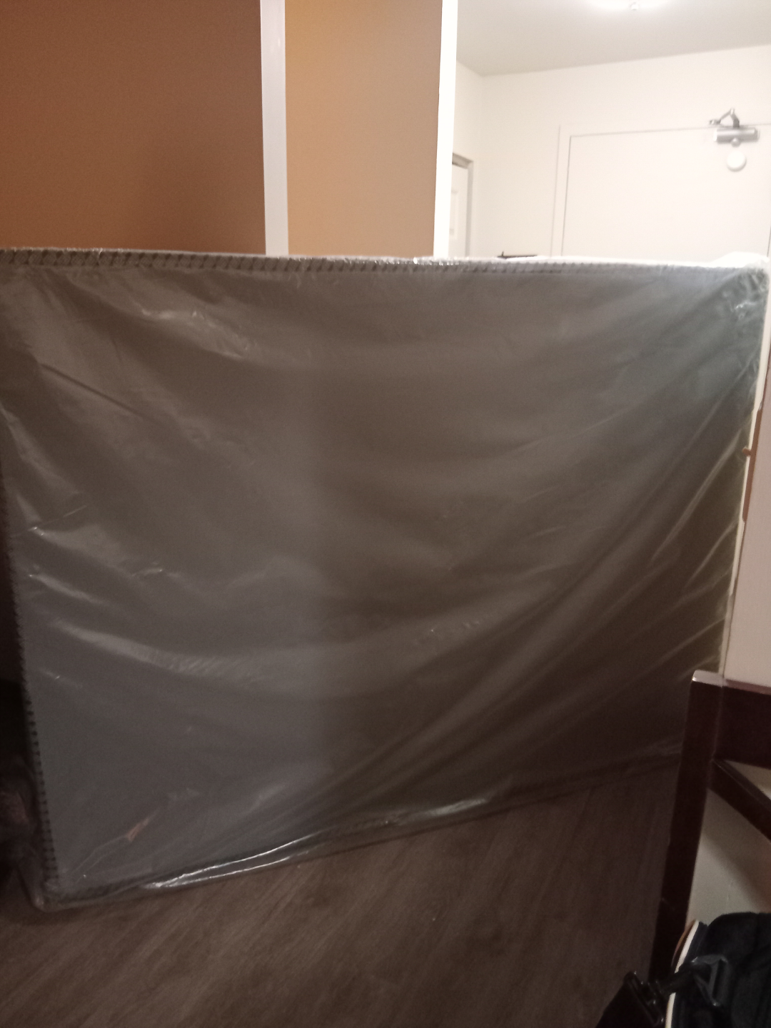 Queen size boxspring - photo 2