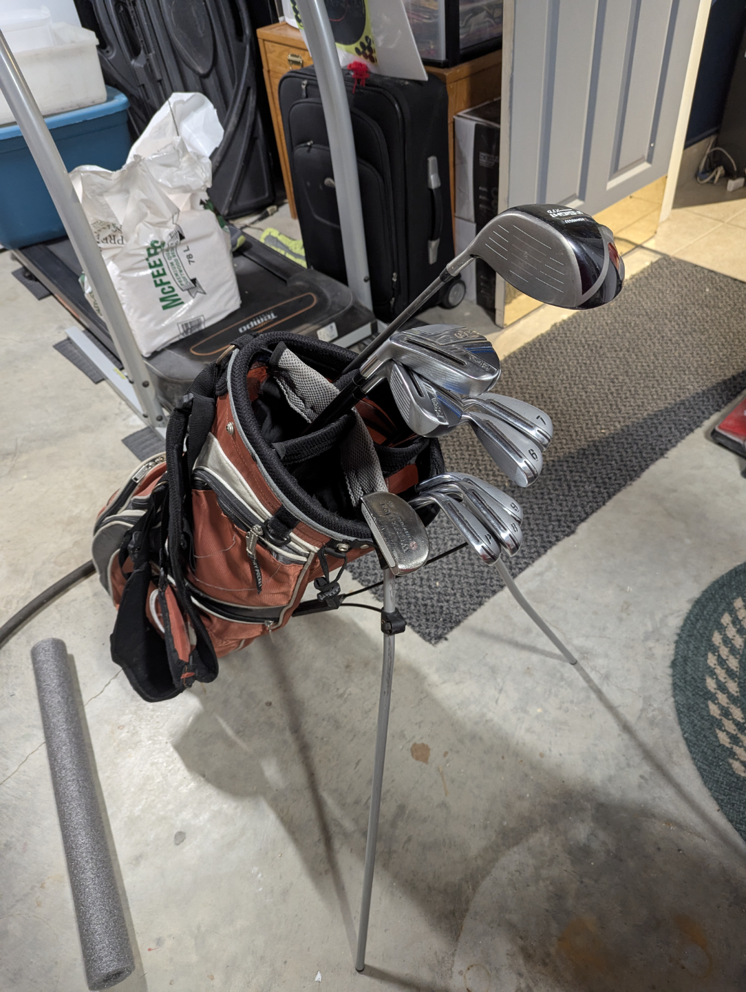Adam's Golf clubs