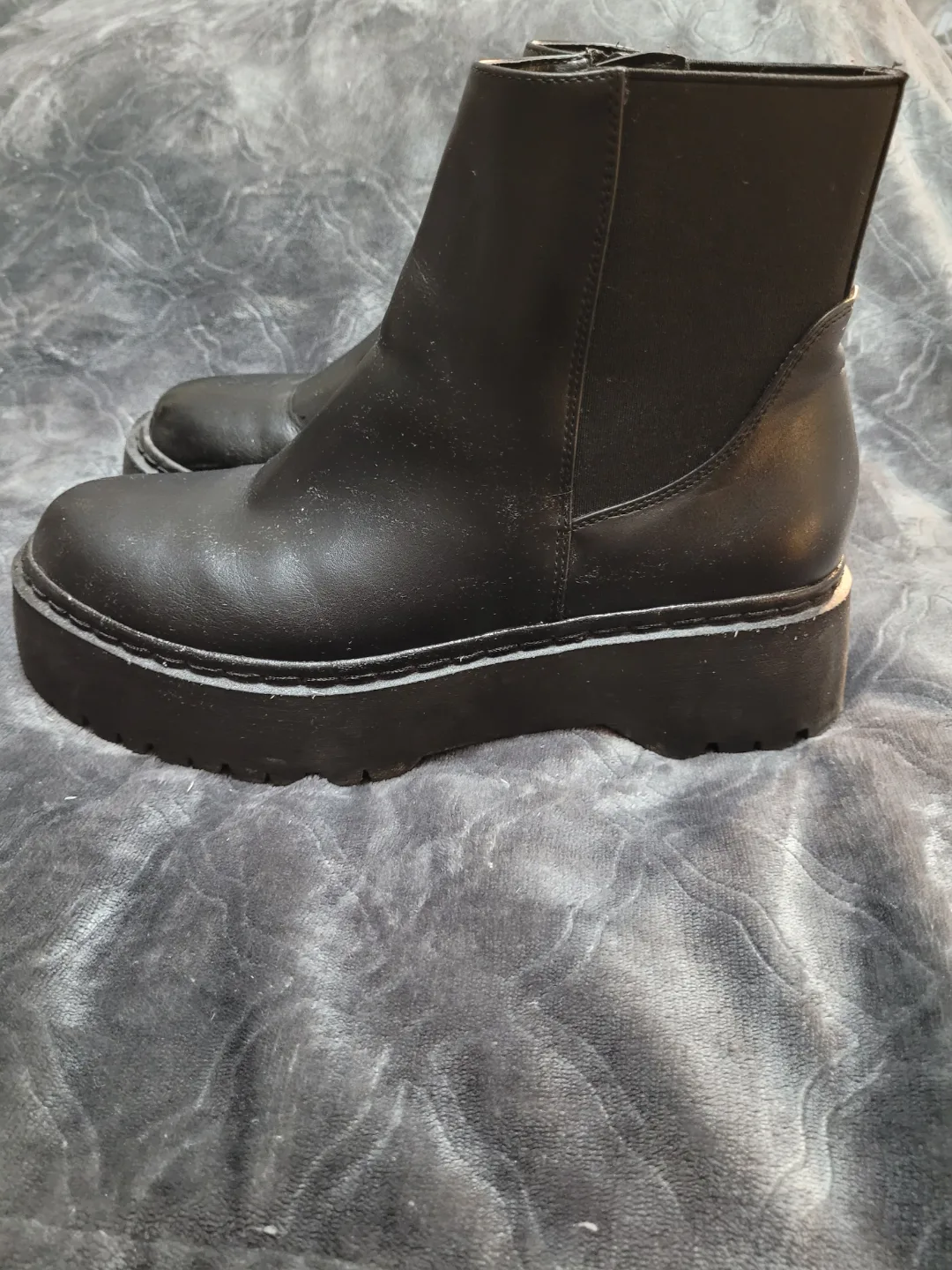 Boathouse Harlow Black Chunky Sole Ankle Boots image indicator(2)