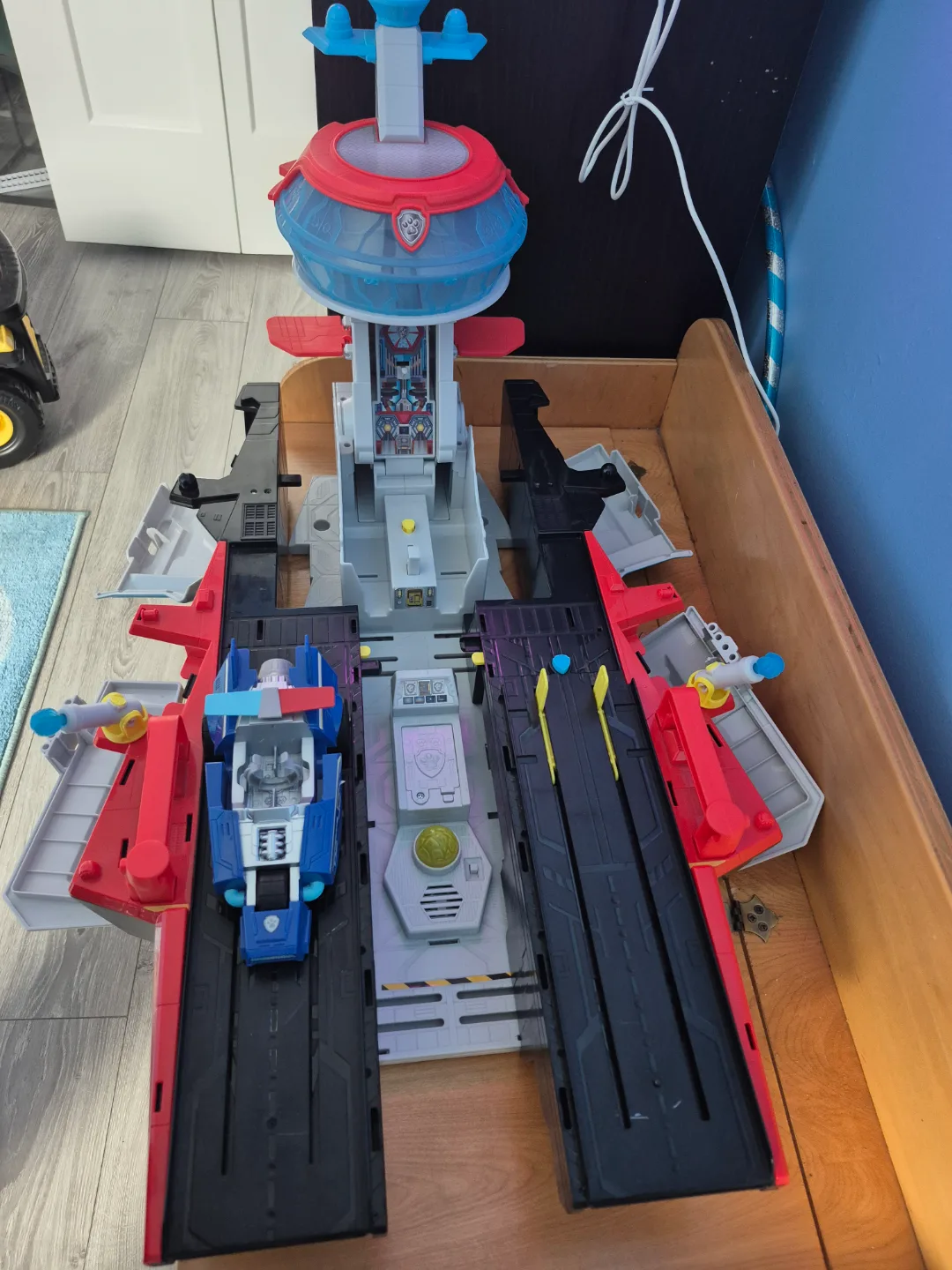 PAW Patrol Transforming Vehicle Set image indicator(6)