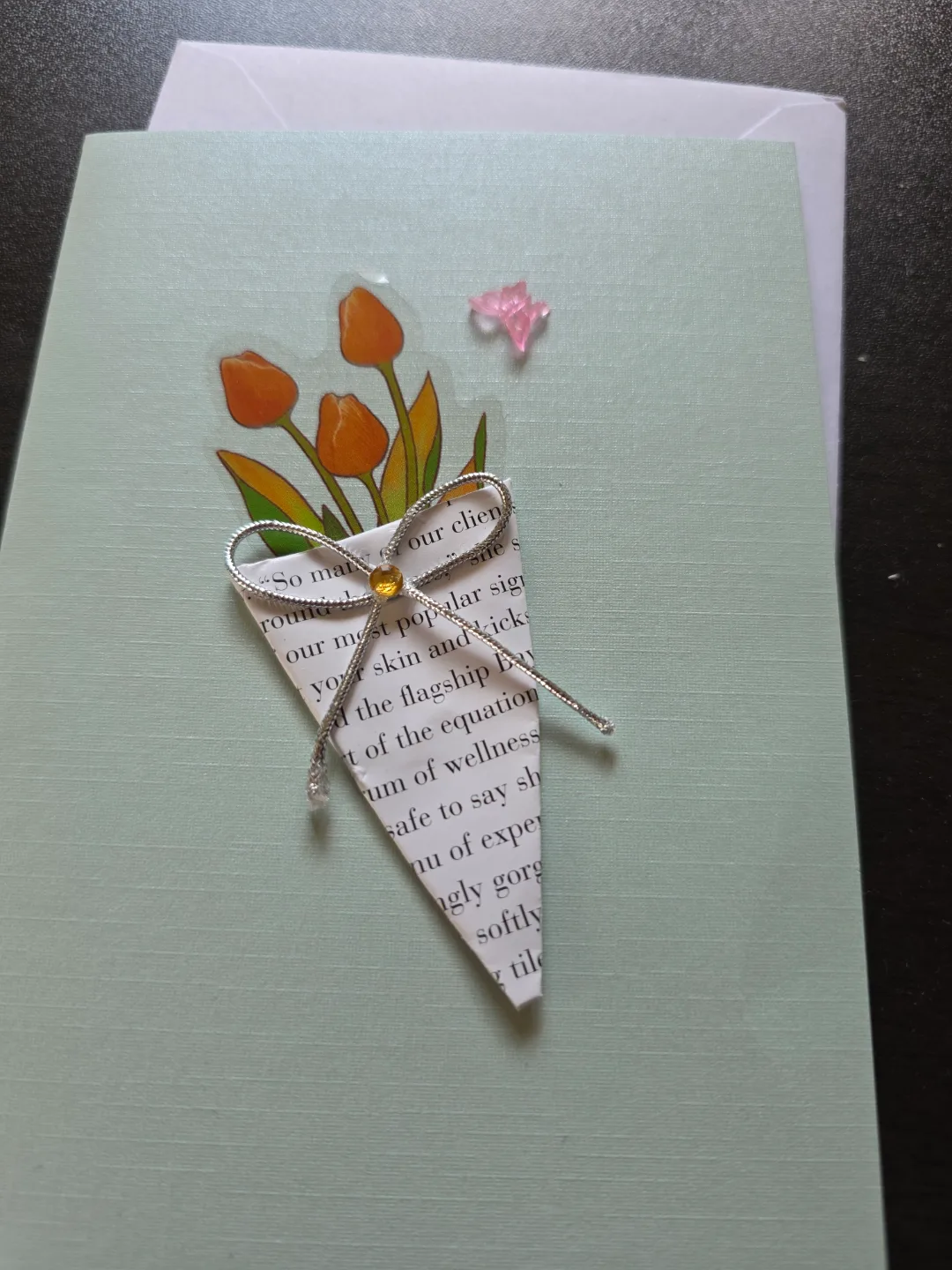 Set of Four Floral Greeting Cards image indicator(4)