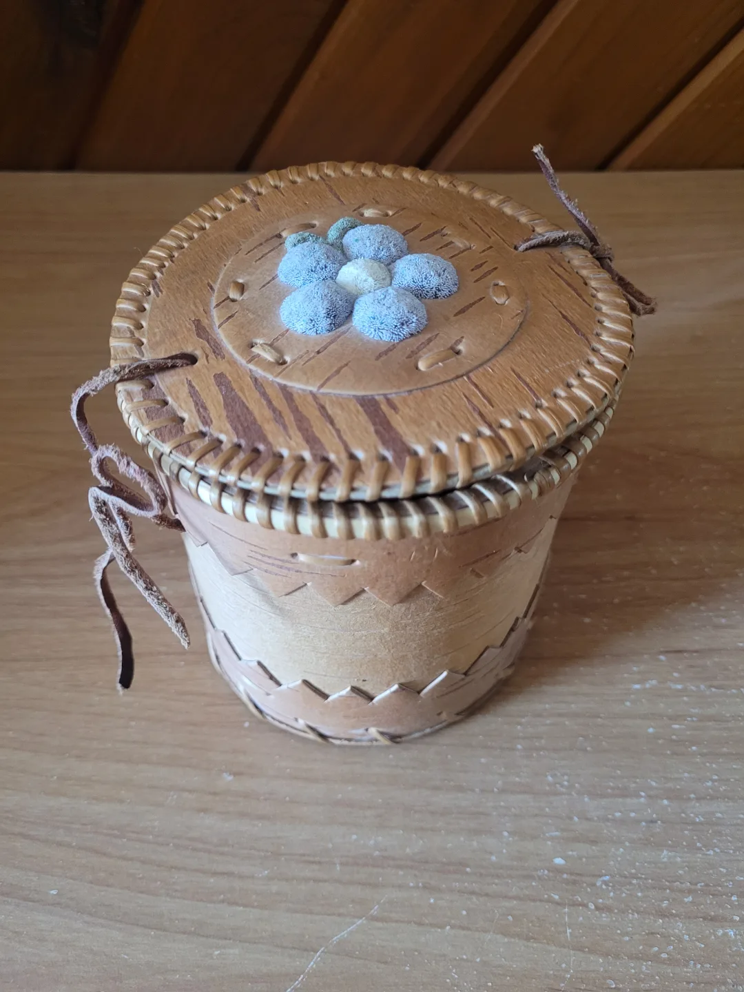Birch Bark Basket With Lid thumbnail