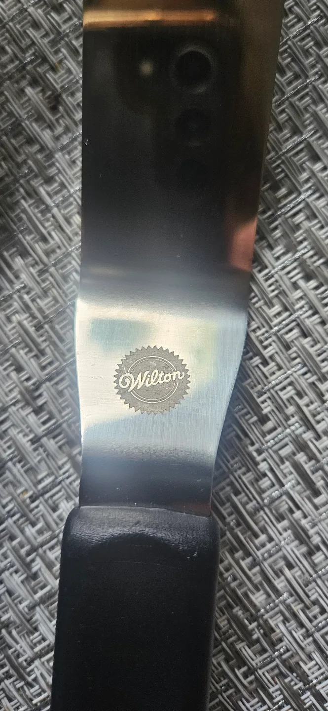 Three Wilton Spatulas image indicator(2)