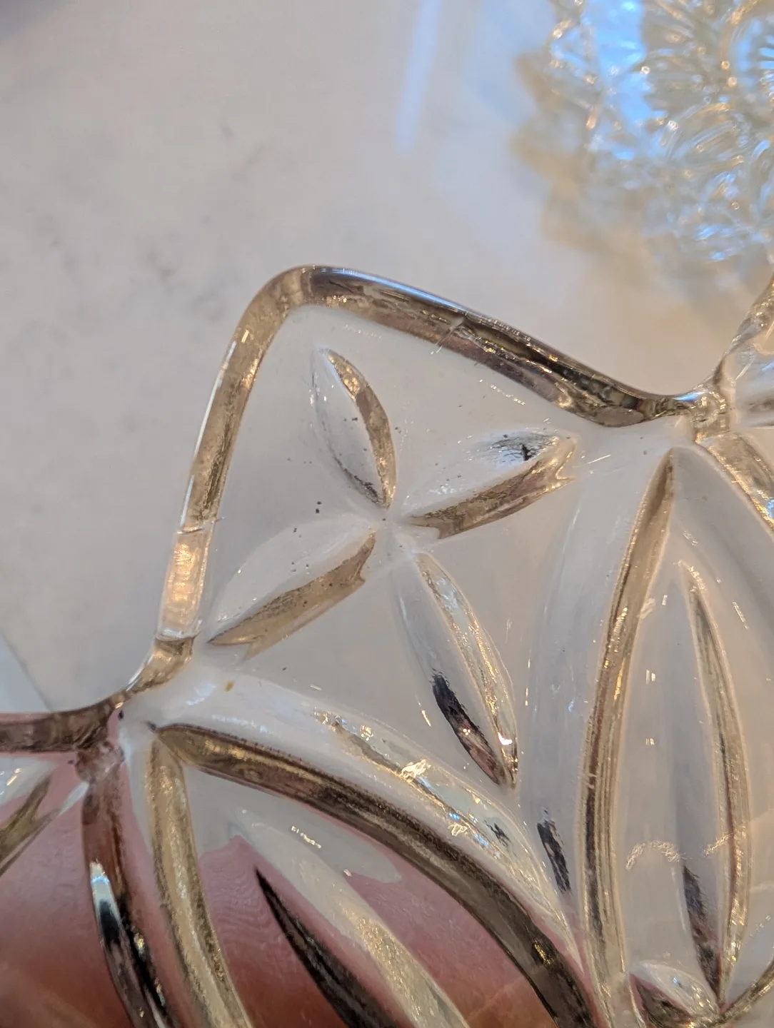 4 Federal Glass Petal Pattern Serving Dishes: 11.5 and 9 inches image indicator(8)