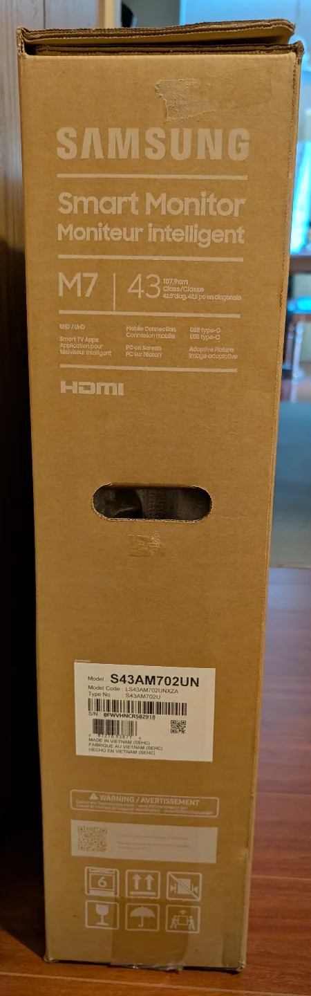 Samsung 43-inch M7 UHD 4k HDR Smart Monitor - Brand New in Box image indicator(2)