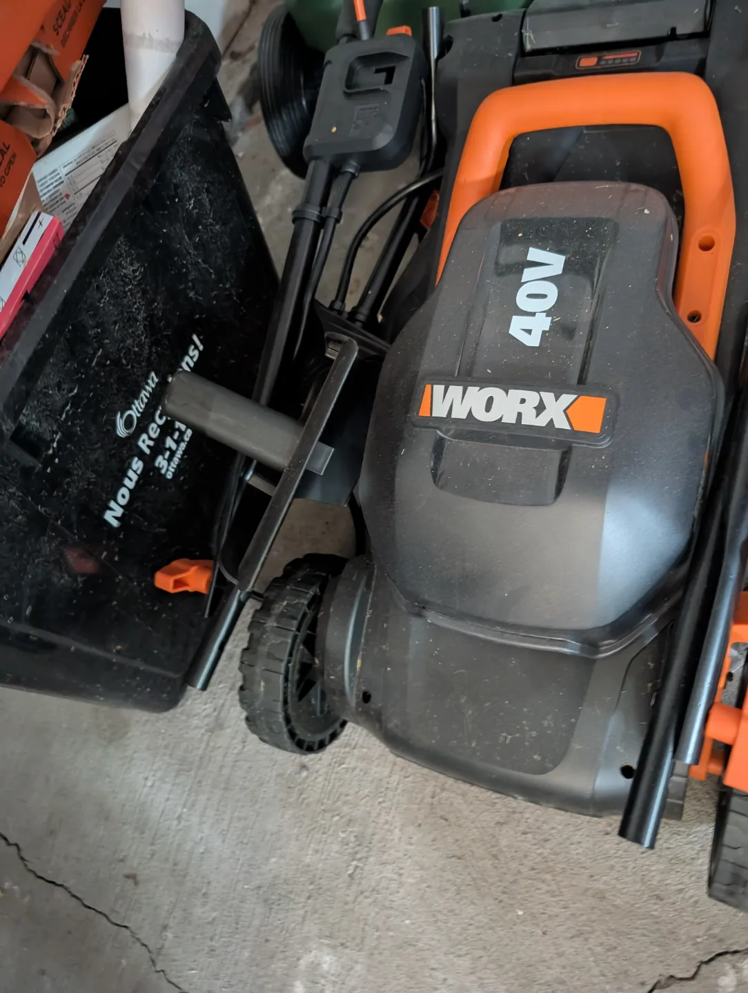 WORX WG779 40V Power Share Cordless Mulching Lawn Mower thumbnail