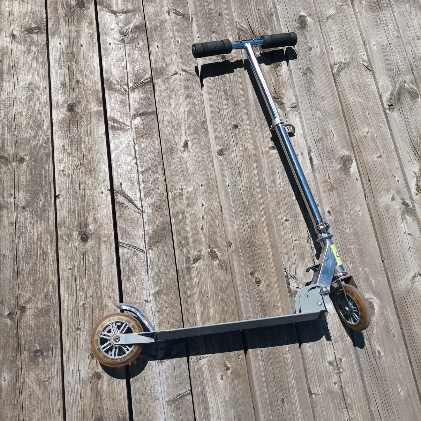 Kids' Chrome Scooter - High-Speed image indicator(7)