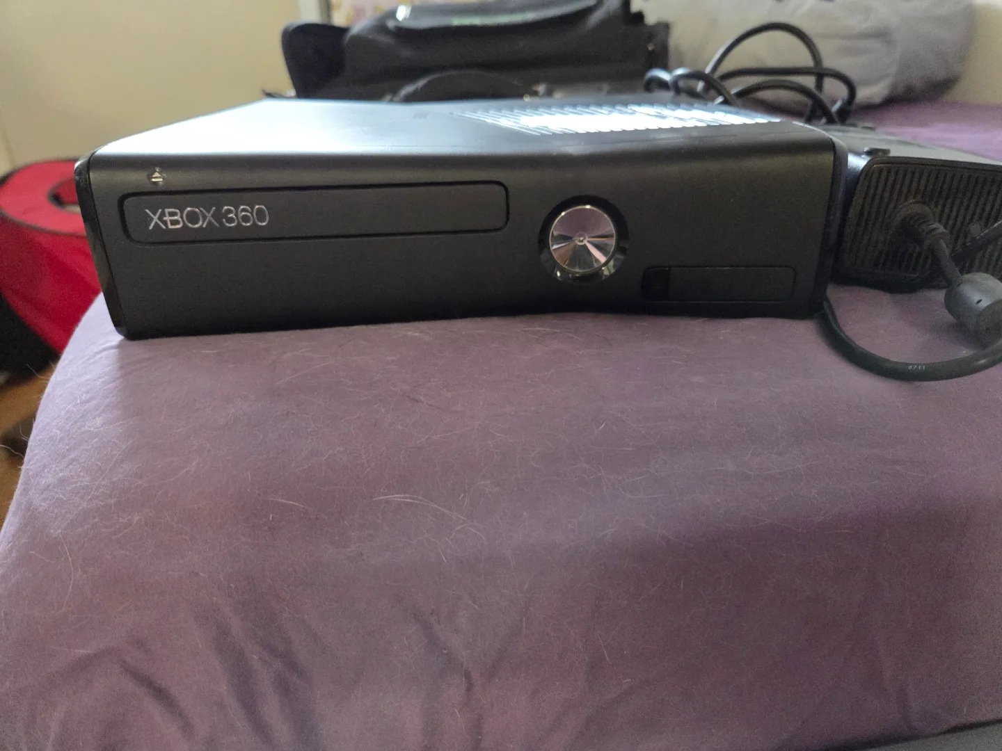 Xbox 360 Console with Games and Accessories image indicator(2)