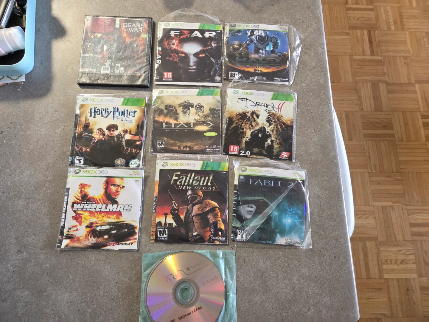 Xbox 360 Console with Games and Accessories image indicator(3)