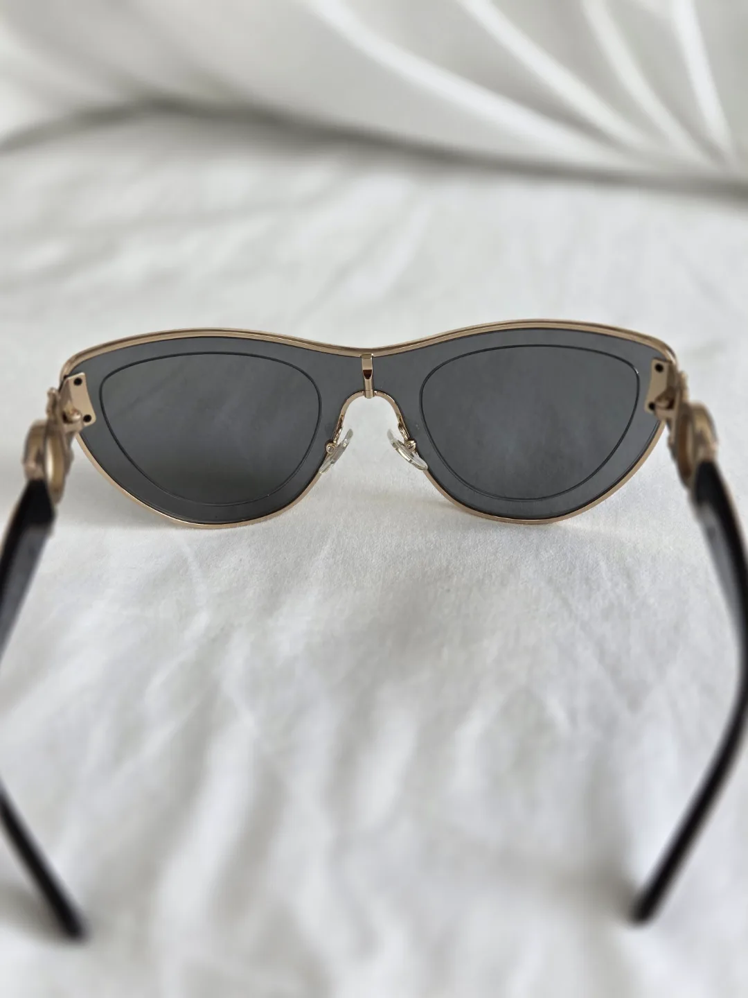 Vintage Versace Sunglasses image indicator(4)