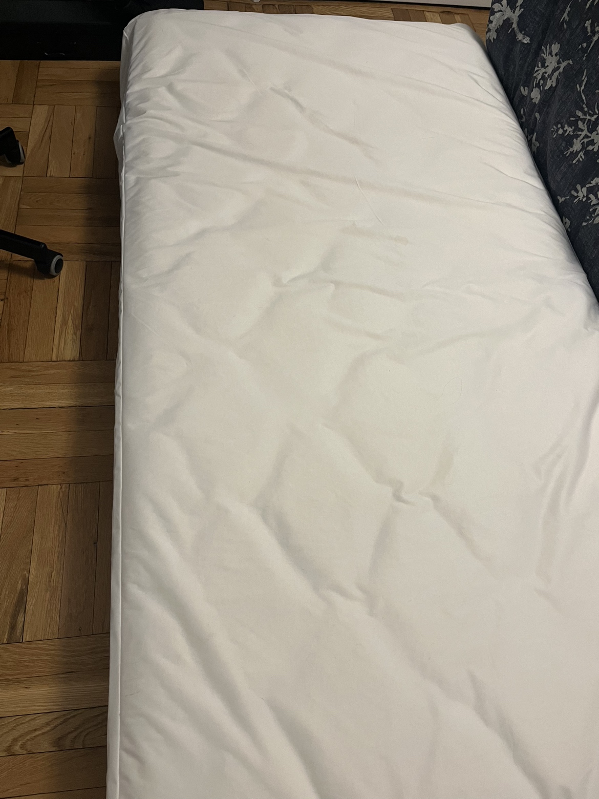 Mattress to give away - photo 2
