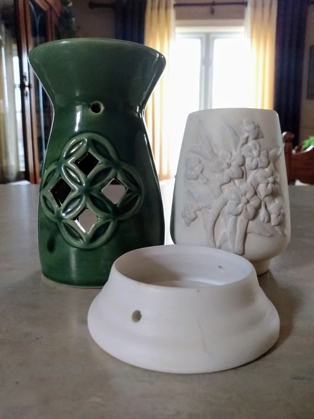 Two Ceramic Green Wax Warmers, Cream Candle holder image indicator(2)
