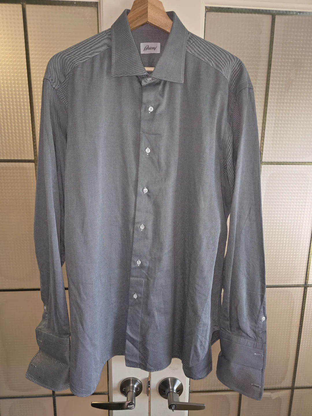 Brioni Men's Grey Dark Pattern Dress Shirt(Size L) thumbnail