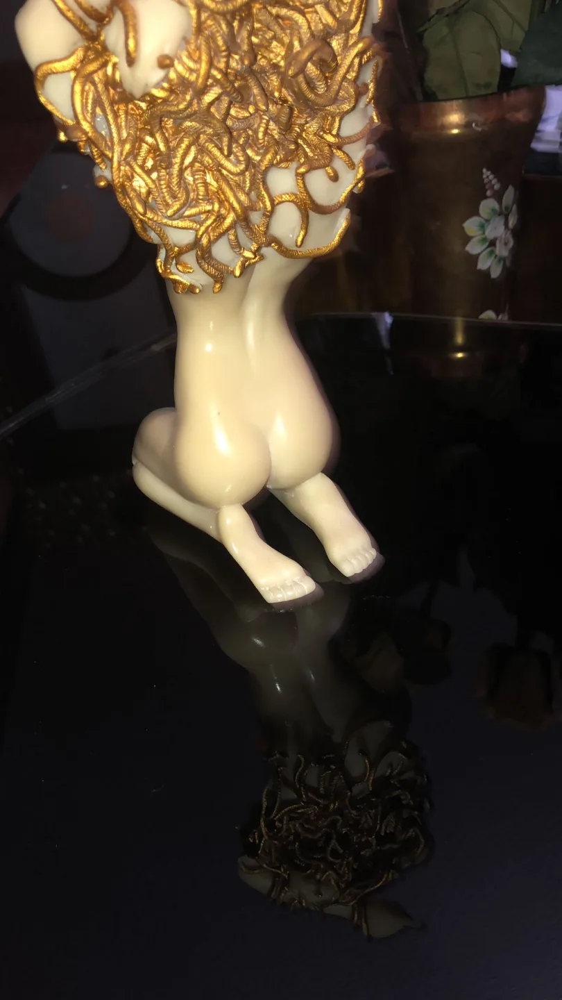 Medusa Statue Figurine image indicator(3)