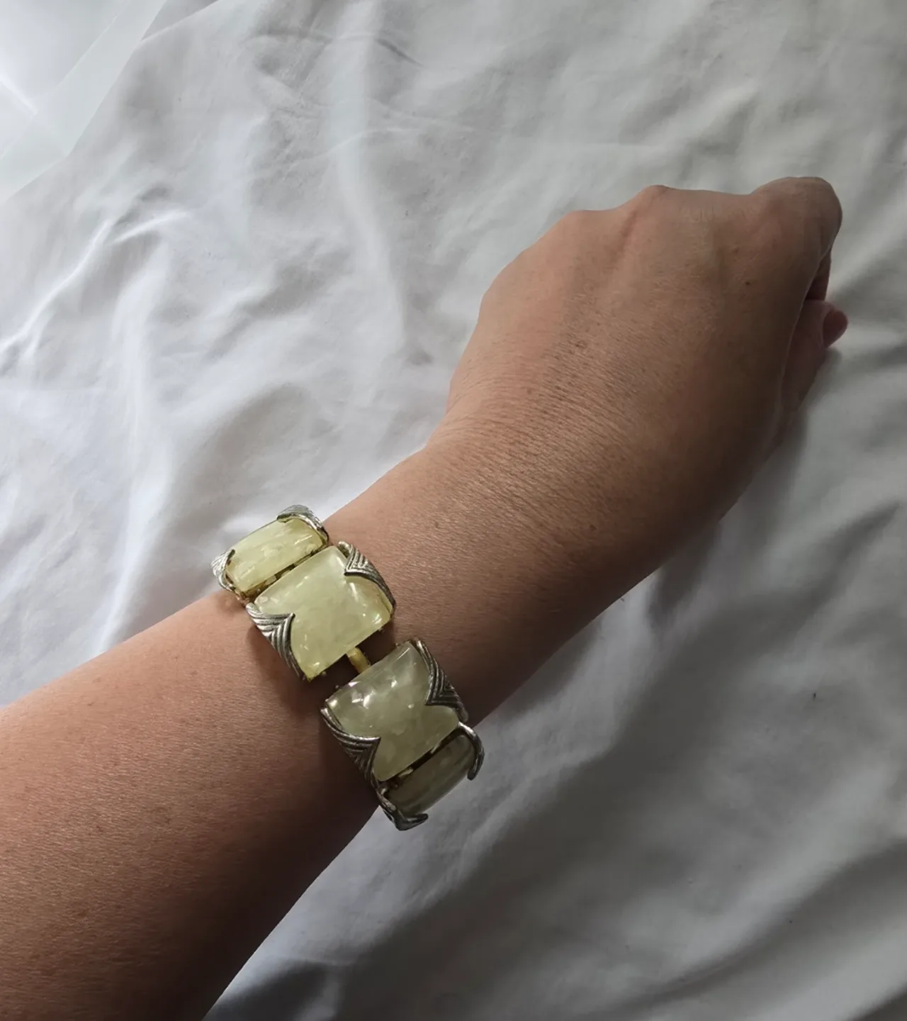 Coro Vintage Confetti Lucite Mid Century Bracelet image indicator(10)