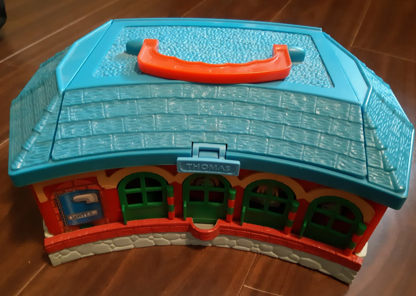 Thomas & Friends Take-Along Train Set with Station