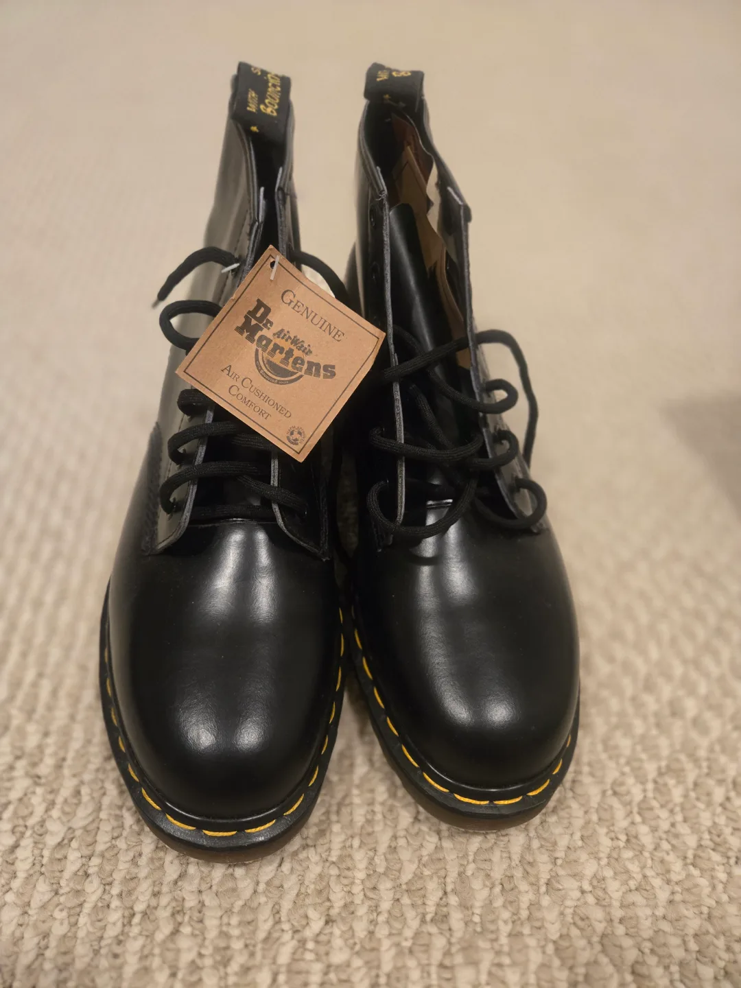 Dr. Martens Black Leather Boots BNWT sz 11 image indicator(2)